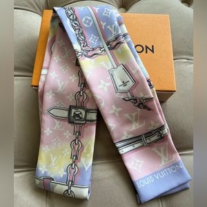 Louis Vuitton Confidential Escale Bandeau